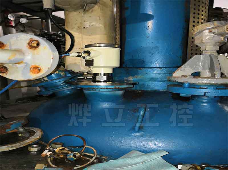 防腐雷達(dá)液位計(jì)現(xiàn)場(chǎng)安裝實(shí)物圖